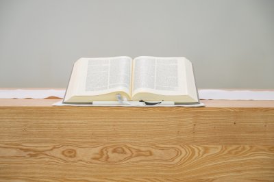 Altarbibel der Pauluskirche